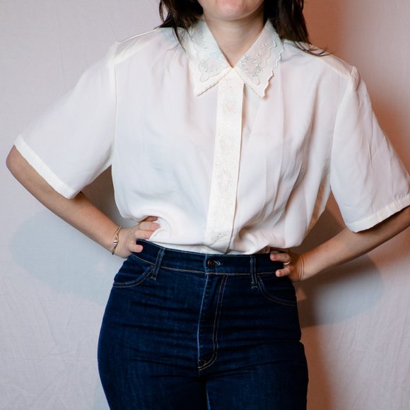 Vintage Tops - Vintage Claudia Richard Embroidered White Blouse